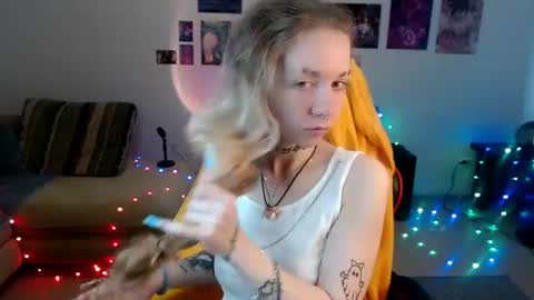 Snapshot of nica_kawaii chatting on 06/22/26, 01:19 nica_kawaii online show from 06/22/26, 01:19