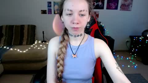 Snapshot of nica_kawaii chatting on 06/26/26, 01:15 nica_kawaii online show from 06/26/26, 01:15