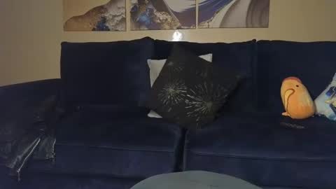 Lilly online show from 01/01/25, 03:14