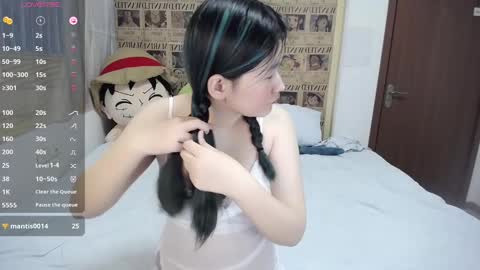 Snapshot of nice_belle chatting on 02/07/25, 08:10 Belle online show from 02/07/25, 08:10