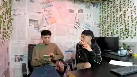 Snapshot of nice_boys11 chatting on 06/26/26, 01:26 nice_boys11 online show from 06/26/26, 01:26