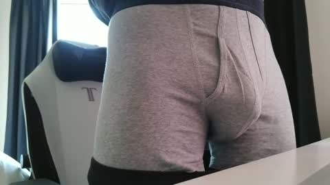 Snapshot of nice_dicknballs chatting on 05/11/26, 06:49 nice_dicknballs online show from 05/11/26, 06:49