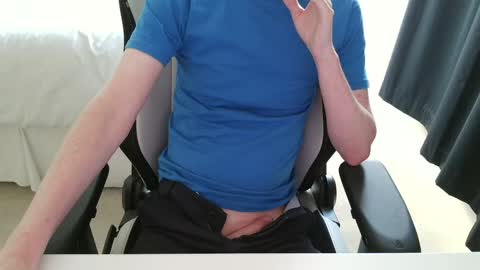 Snapshot of nice_dicknballs chatting on 05/29/26, 04:27 nice_dicknballs online show from 05/29/26, 04:27