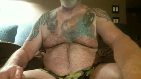 Snapshot of nice_oldguy60 chatting on 12/28/24, 03:58 OldMadtown Guy online show from 12/28/24, 03:58