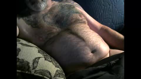 Snapshot of nice_oldguy60 chatting on 11/03/25, 05:42 OldMadtown Guy online show from 11/03/25, 05:42