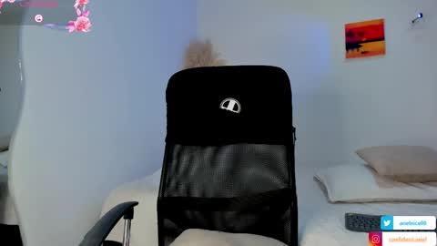 Ariel online show from 04/23/26, 09:28