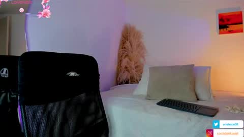 Ariel online show from 06/04/26, 06:03