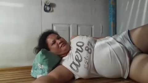 Snapshot of niceasianpussy chatting on 09/12/25, 01:00 niceasianpussy online show from 09/12/25, 01:00