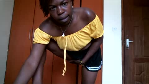 Snapshot of niceass_95 chatting on 03/08/25, 10:43 gabby online show from 03/08/25, 10:43