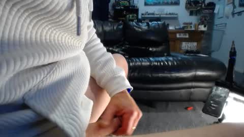 niceasscammo69 online show from 11/25/25, 06:41