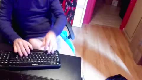 nicecck24 online show from 12/03/25, 05:48