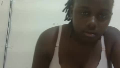 Snapshot of nicegirl200 chatting on 02/17/26, 10:23 nicegirl200 online show from 02/17/26, 10:23