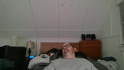 niceguy7208 online show from 03/11/25, 04:21