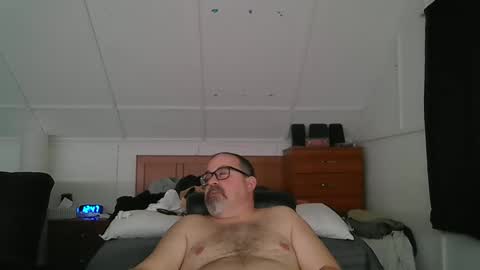 niceguy7208 online show from 09/22/25, 04:47