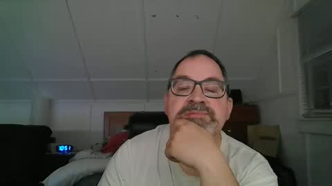 niceguy7208 online show from 05/05/26, 02:52