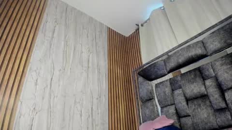 Luna online show from 10/15/25, 10:32