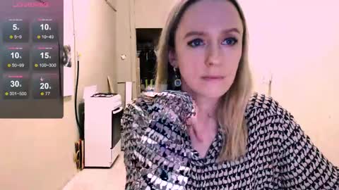 Snapshot of nicekat chatting on 05/17/26, 05:09 Kathrine online show from 05/17/26, 05:09