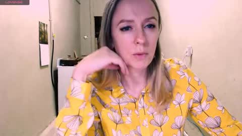 Snapshot of nicekat chatting on 06/08/26, 07:47 Kathrine online show from 06/08/26, 07:47