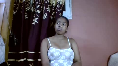nicelly01 online show from 04/29/26, 06:39