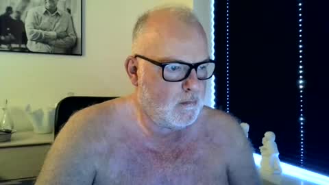 Snapshot of nicexxdane chatting on 06/22/26, 05:04 nicexxdane online show from 06/22/26, 05:04