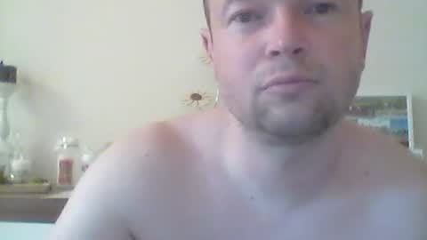 Snapshot of nick1990b chatting on 04/16/26, 05:14 nick1990b online show from 04/16/26, 05:14
