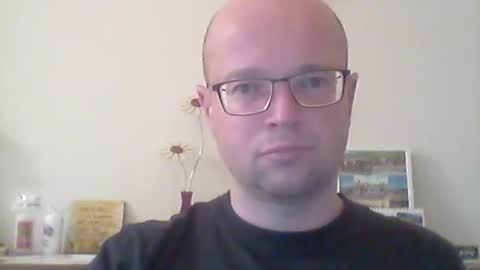 Snapshot of nick1990b chatting on 04/21/26, 05:50 nick1990b online show from 04/21/26, 05:50