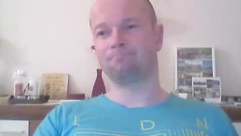 Snapshot of nick1990b chatting on 05/07/26, 06:24 nick1990b online show from 05/07/26, 06:24