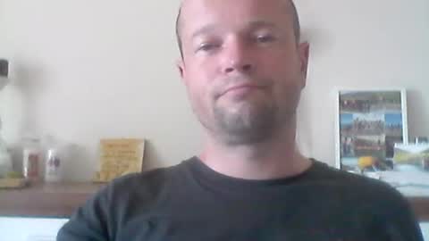 Snapshot of nick1990b chatting on 06/13/26, 11:52 nick1990b online show from 06/13/26, 11:52