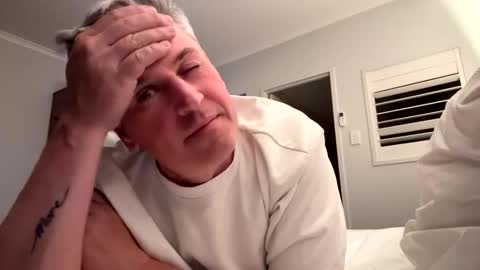 nick578320 online show from 11/12/25, 12:16