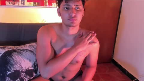 Snapshot of nick_1606 chatting on 11/15/25, 07:16 nick online show from 11/15/25, 07:16