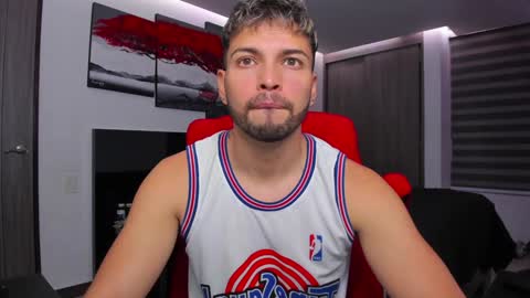 Snapshot of nick_klaus chatting on 12/04/24, 11:13 Nick Klaus online show from 12/04/24, 11:13