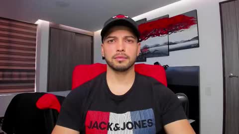 Snapshot of nick_klaus chatting on 09/19/25, 10:43 Nick Klaus online show from 09/19/25, 10:43