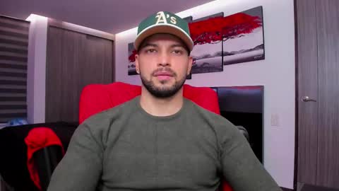 Snapshot of nick_klaus chatting on 10/07/25, 11:02 Nick Klaus online show from 10/07/25, 11:02