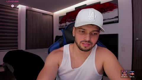 Snapshot of nick_klaus chatting on 05/22/26, 12:07 Nick Klaus online show from 05/22/26, 12:07