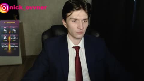 Snapshot of nick_owner chatting on 10/12/25, 04:00 Nick online show from 10/12/25, 04:00