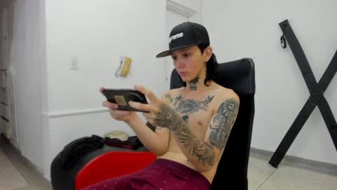 Nick online show from 04/17/26, 07:28