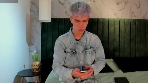 Nick  online show from 12/15/25, 12:20