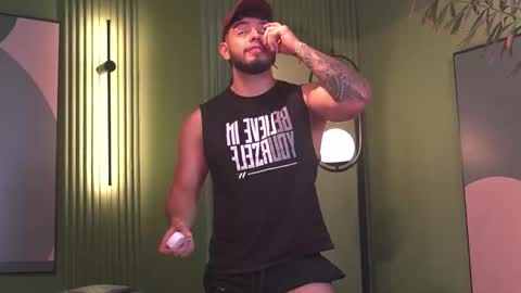 Jhohan online show from 09/22/25, 10:23