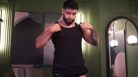 Jhohan online show from 10/31/25, 03:35