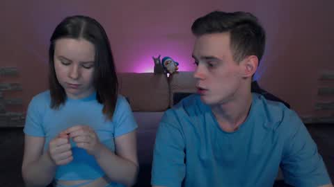 Snapshot of nickandmolly chatting on 12/07/24, 05:09 nick and molly online show from 12/07/24, 05:09