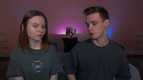 Snapshot of nickandmolly chatting on 12/09/24, 05:08 nick and molly online show from 12/09/24, 05:08