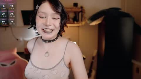 nickari_x online show from 06/19/26, 05:34