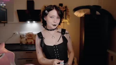 nickari_x online show from 07/10/26, 05:45