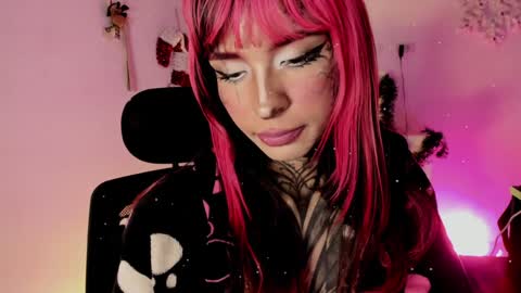 Snapshot of nicki_1 chatting on 01/09/25, 08:24   Help me reach 100 thumbs up online show from 01/09/25, 08:24