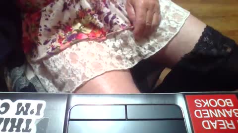 nickibabe1980 online show from 10/24/25, 06:04