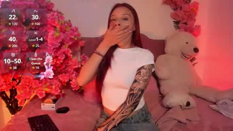 nickie_reed_ online show from 02/12/26, 09:32