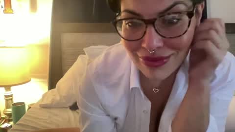 Snapshot of nickimarie01 chatting on 12/09/24, 03:33 Nicki Marie online show from 12/09/24, 03:33