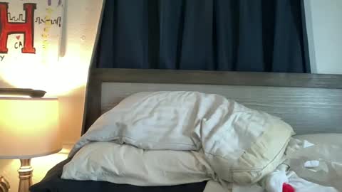 Snapshot of nickimarie01 chatting on 02/21/25, 04:16 Nicki Marie online show from 02/21/25, 04:16