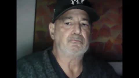 nickincali online show from 12/17/24, 02:11