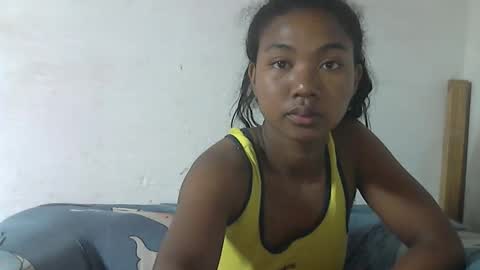 Snapshot of nickiqqyuu chatting on 05/21/26, 01:34 nickiqqyuu online show from 05/21/26, 01:34